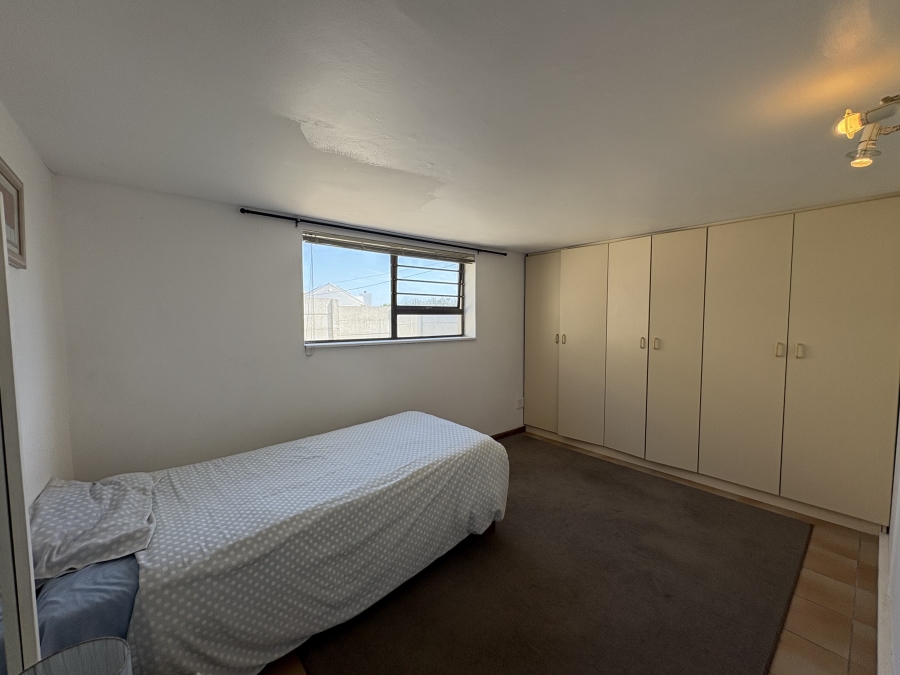 4 Bedroom Property for Sale in Pearl Bay Western Cape